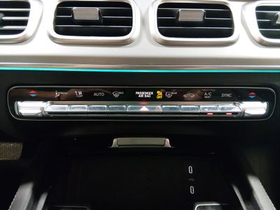 2025 Mercedes-Benz GLE - Photo 18