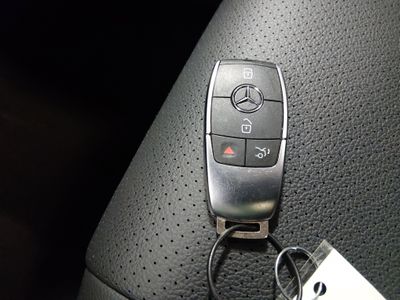 2025 Mercedes-Benz GLE - Photo 15