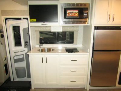 2024 Tiffin WAYFARER - Photo 5