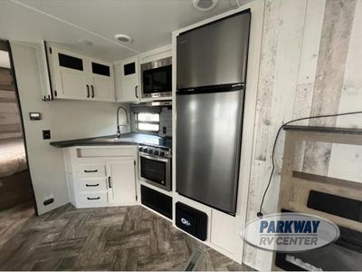 2023 Palomino Puma - Photo 12