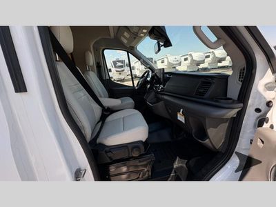 2026 Thor Motor Coach Gemini — photo 15 view