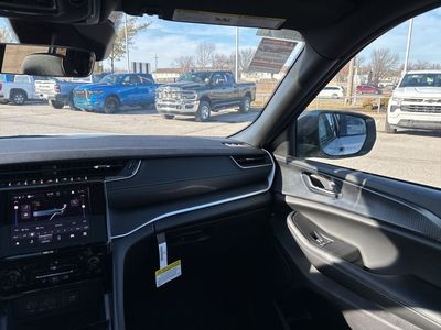 2026 Jeep Grand Cherokee — photo 55 view