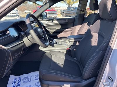 2026 Jeep Grand Cherokee — photo 63 view