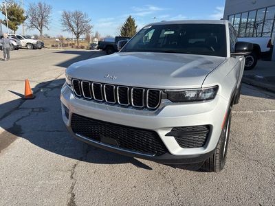 2026 Jeep Grand Cherokee — photo 11 view