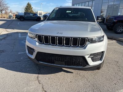 2026 Jeep Grand Cherokee — photo 10 view