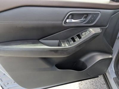 2023 Nissan Rogue — photo 18 view