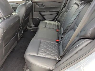 2023 Nissan Rogue — photo 17 view