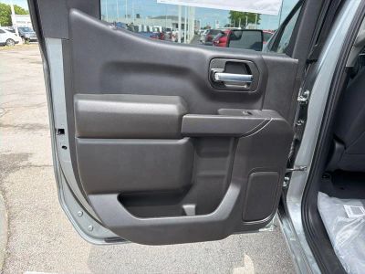 2026 Chevrolet Silverado 1500 — photo 16 view