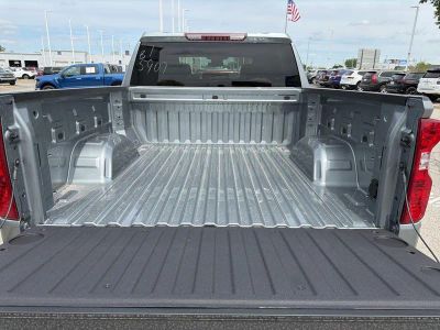 2026 Chevrolet Silverado 1500 — photo 11 view