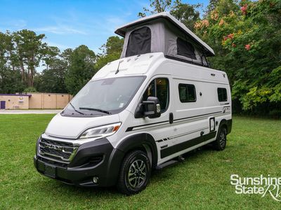 2026 Winnebago SOLIS - Photo 8