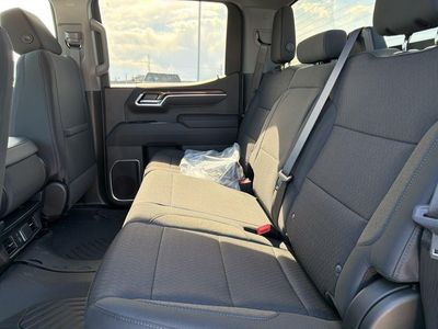 2026 Chevrolet Silverado 1500 - Photo 13