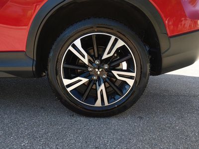 2024 Mitsubishi Eclipse Cross - Photo 10
