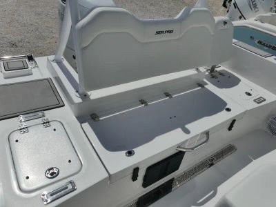 2026 Sea Pro 245 FLX — engine compartment view