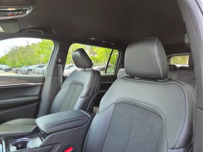 2026 Jeep Grand Cherokee L — photo 12 view