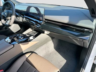2026 BMW 5 Series — photo 24 view