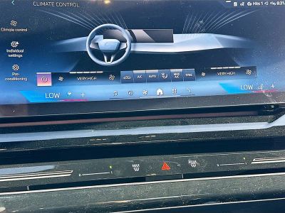 2026 BMW 5 Series — photo 13 view
