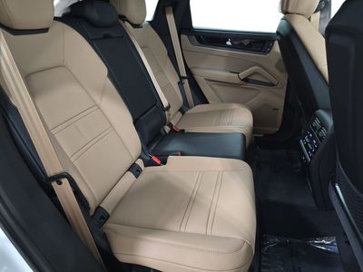 2026 Porsche Cayenne E-Hybrid - Photo 26