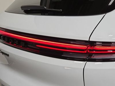 2026 Porsche Cayenne E-Hybrid - Photo 30