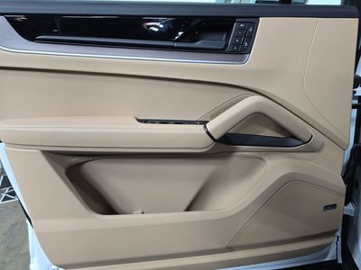 2026 Porsche Cayenne E-Hybrid - Photo 22