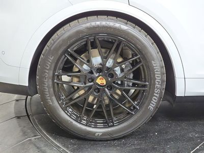 2026 Porsche Cayenne E-Hybrid - Photo 29