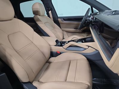 2026 Porsche Cayenne E-Hybrid - Photo 27