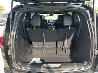 2026 Chrysler Pacifica - Photo 14