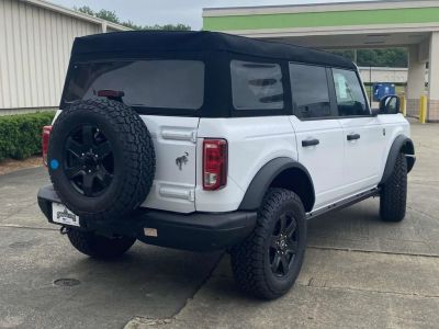 2025 Ford Bronco - Photo 3