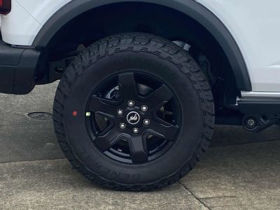 2025 Ford Bronco - Photo 9