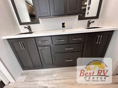 2025 Keystone RV Alpine - Photo 95
