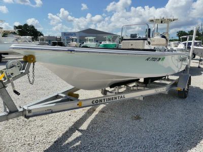2023 Sea Pro 172 Bay — rear three-quarter view