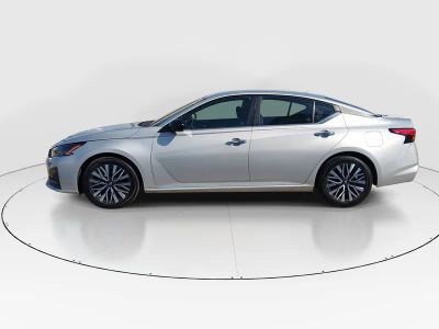 2024 Nissan Altima - Photo 4