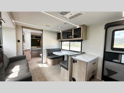 2025 Grand Design Imagine XLS - Photo 11