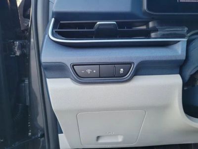 2026 Kia Carnival — photo 10 view