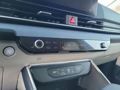 2026 Kia Carnival — photo 17 view