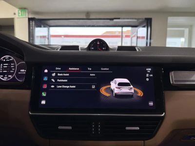 2023 Porsche Cayenne - Photo 20