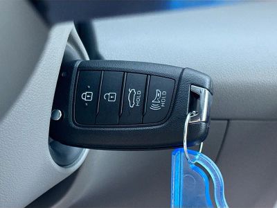2026 Hyundai ELANTRA — photo 32 view