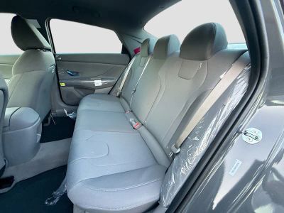 2026 Hyundai ELANTRA — photo 18 view