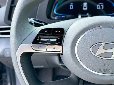 2026 Hyundai ELANTRA — photo 33 view