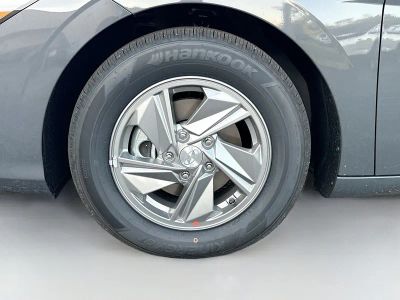 2026 Hyundai ELANTRA — photo 37 view