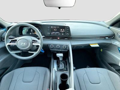 2026 Hyundai ELANTRA — photo 14 view