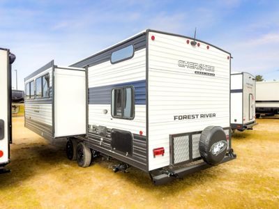 2026 Forest River RV Cherokee Grey Wolf - Photo 7
