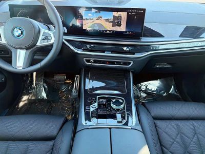 2026 BMW X5 — photo 19 view