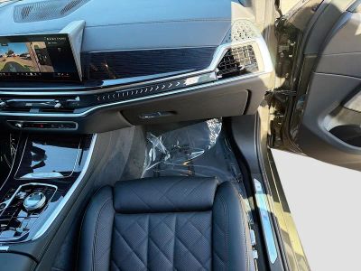 2026 BMW X5 — photo 18 view