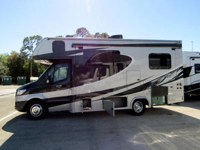 2022 Dynamax ISATA 3 SERIES - Photo 24