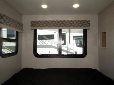 2022 Dynamax ISATA 3 SERIES - Photo 16