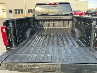 2024 GMC Sierra 2500HD — photo 13 view