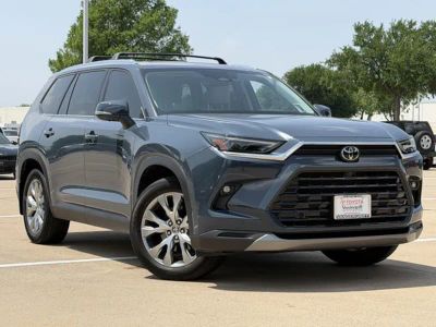 2024 Toyota Grand Highlander - Photo 2