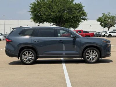 2024 Toyota Grand Highlander - Photo 3
