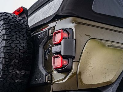 2024 Ford Bronco - Photo 13
