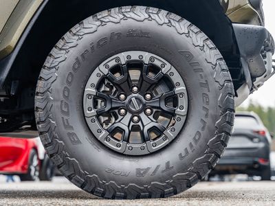 2024 Ford Bronco - Photo 8